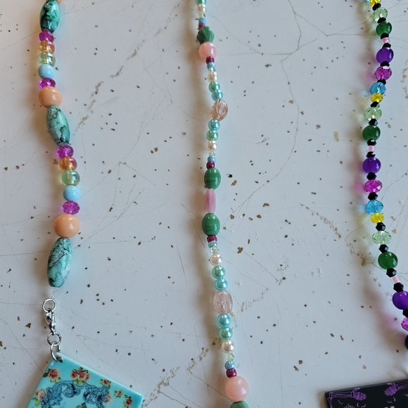 Ouija glass and crystal beaded Keychains. One of a kind. 12 different ones... - Picture 12 of 14